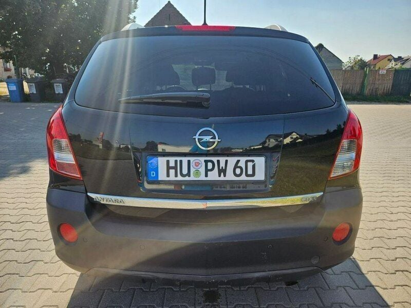 Używany Opel Antara 150 KM (110 kW) 2016 Czarny (metalik) SUV