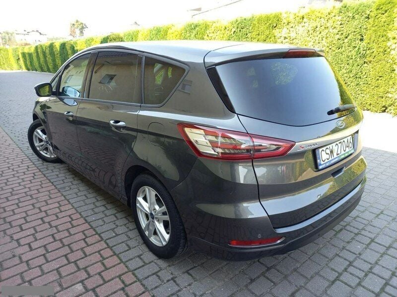 Szary Używany 2015 Ford S-MAX S Minivan | 52 900 zł - Obraz 1/4
