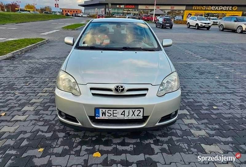Srebrny Używany 2004 Toyota Corolla Hatchback | 7500 zł (Uczciwa cena) - Obraz 1/4