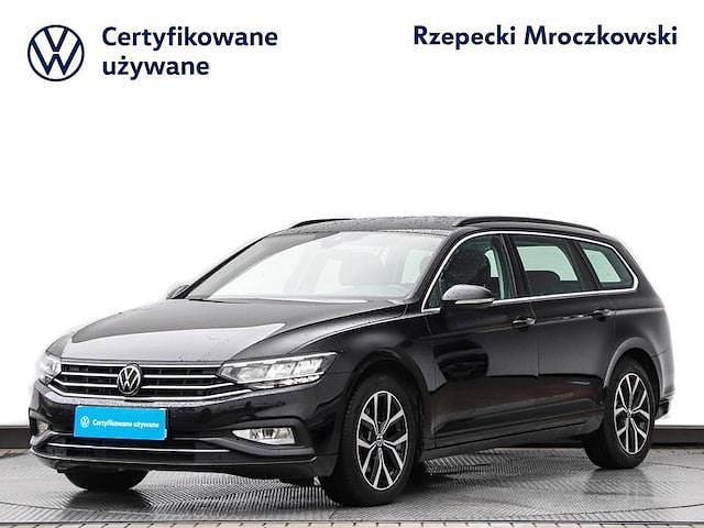 Używany 2023 VW Passat Kombi | 99 900 zł (Dość drogi) - Obraz 1/4