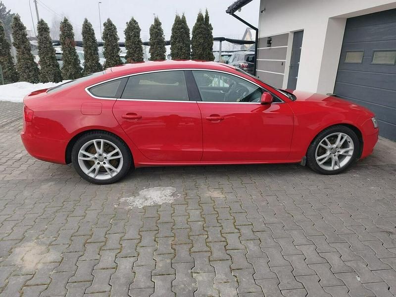 Używany Audi A5 2013 Czerwony Sedan/Limuzyna