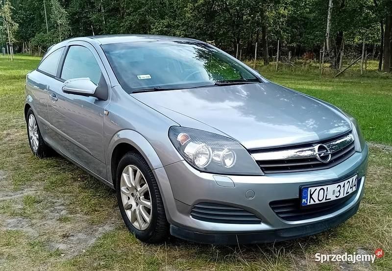 Używany 2006 Opel Astra GTC | 8500 zł (Uczciwa cena) - Obraz 1/4