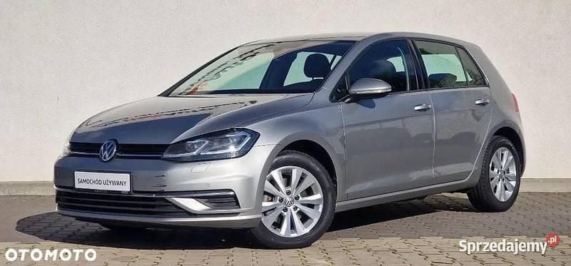 Używany VW Golf VII 2018 Srebrny Hatchback
