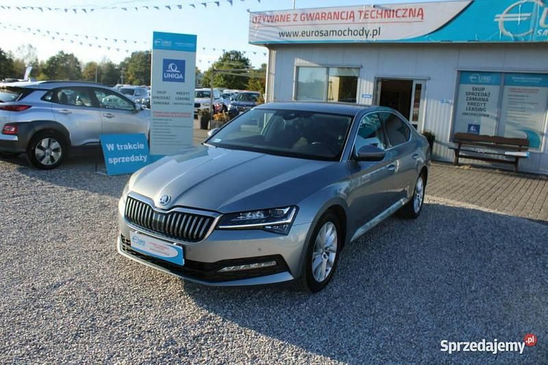Szary Używany 2021 Skoda Superb Ambition Hatchback | 76 900 zł (Dobra cena) - Obraz 1/4