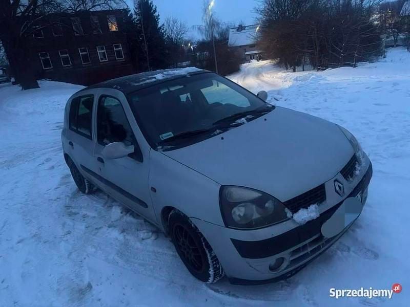 Szary Używany 2002 Renault Clio II Hatchback | 2200 zł (Uczciwa cena) - Obraz 1/4