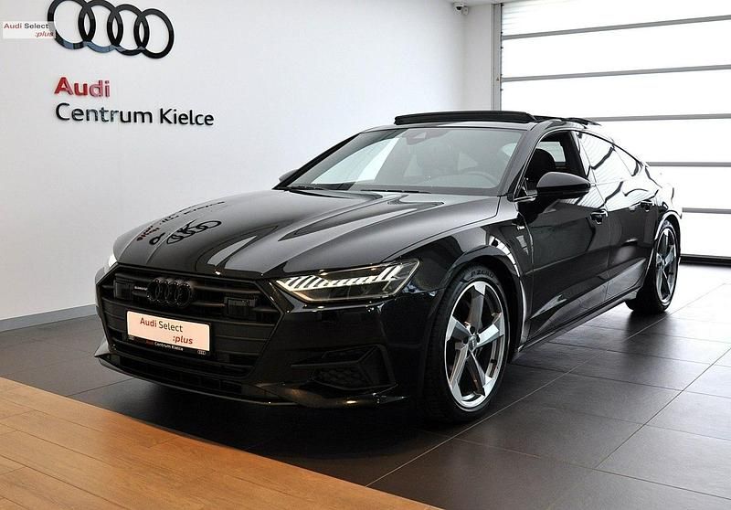Czarny Używany 2020 Audi A7 Ambiente Hatchback | 249 980 zł (Dość drogi) - Obraz 1/4
