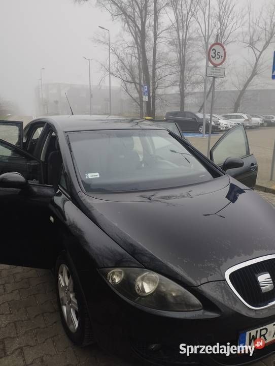 Czarny Używany 2007 Seat Leon Sedan/Limuzyna | 18 500 zł - Obraz 1/4