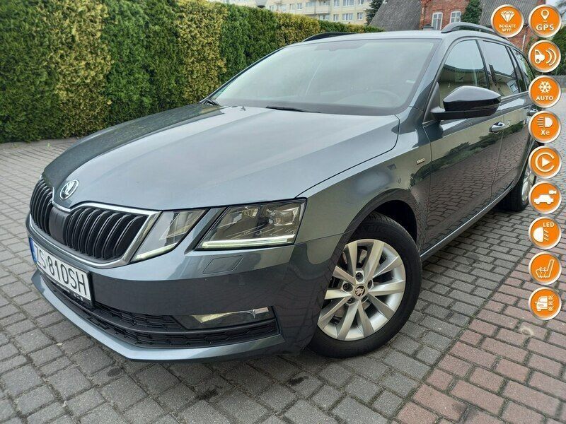 Szary Używany 2018 Skoda Octavia Kombi | 46 900 zł (Drogi) - Obraz 1/4