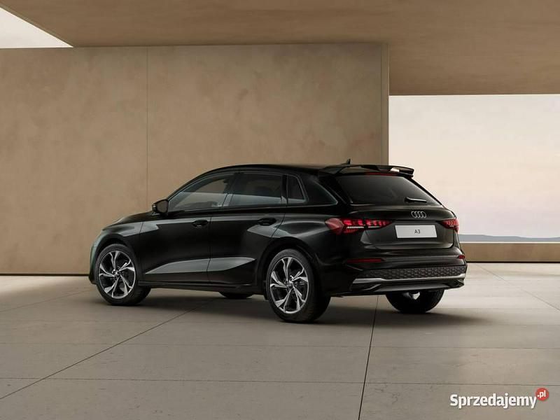 Czarny Nowe 2025 Audi A3 Sportback Hatchback | 111 348 zł - Obraz 1/4