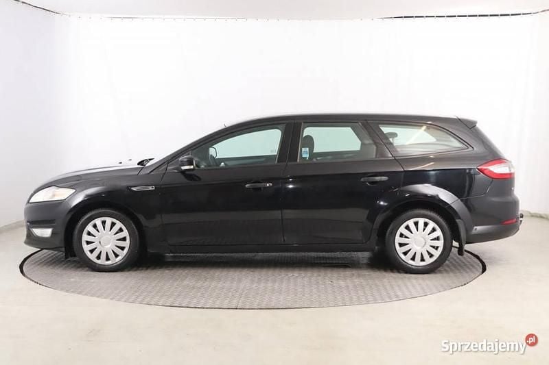 Używany Ford Mondeo 2012 Czarny Kombi