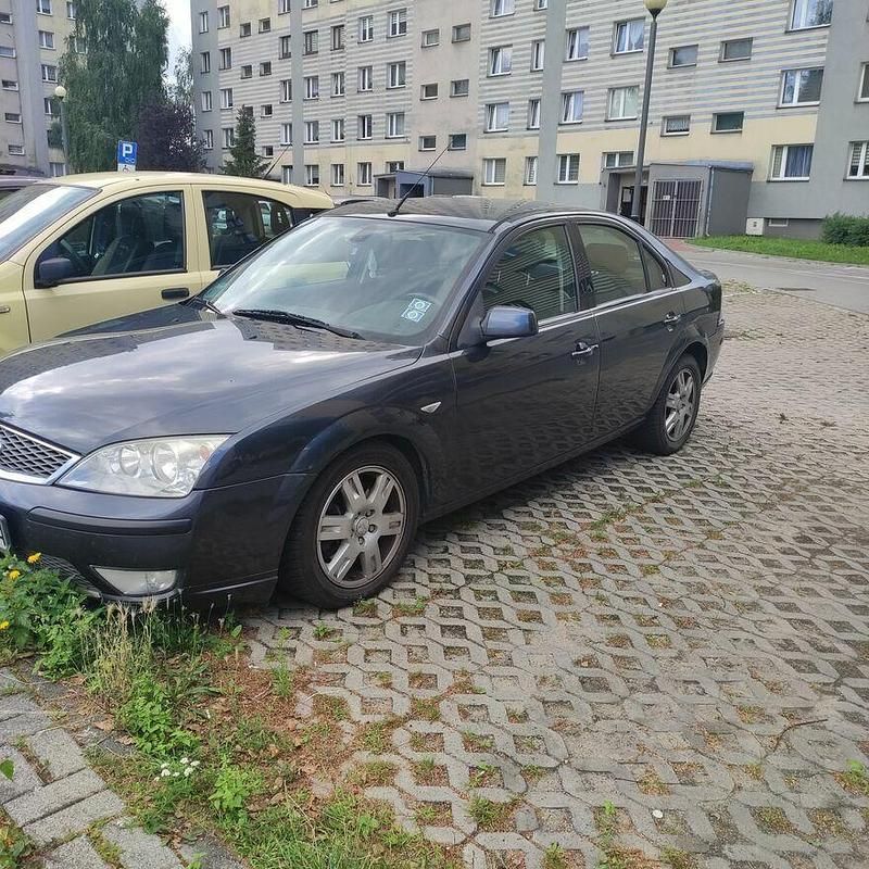 Szary Używany 2006 Ford Mondeo Ghia Sedan/Limuzyna | 63 000 zł - Obraz 1/4