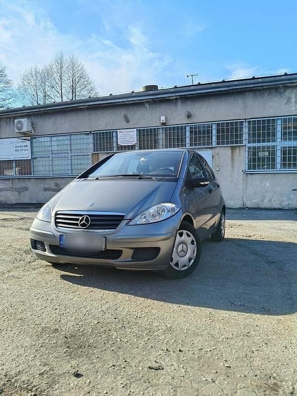 Inny kolor Używany 2005 Mercedes A150 Hatchback | 10 900 zł - Obraz 1/4
