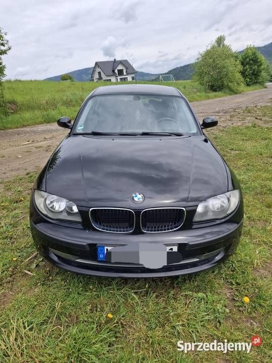 Czarny Używany 2009 BMW 116 Hatchback | 13 000 zł (Uczciwa cena) - Obraz 1/4