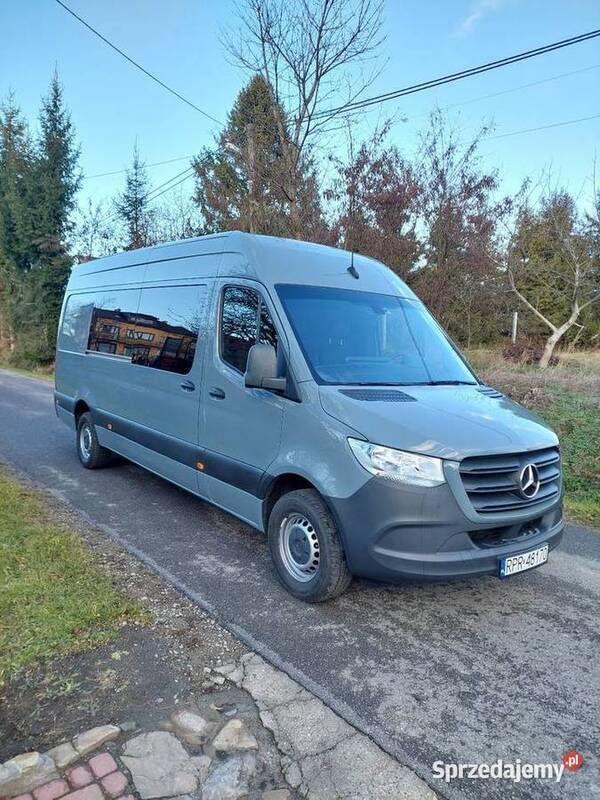 Szary Używany 2022 Mercedes Sprinter Van | 150 000 zł - Obraz 1/4