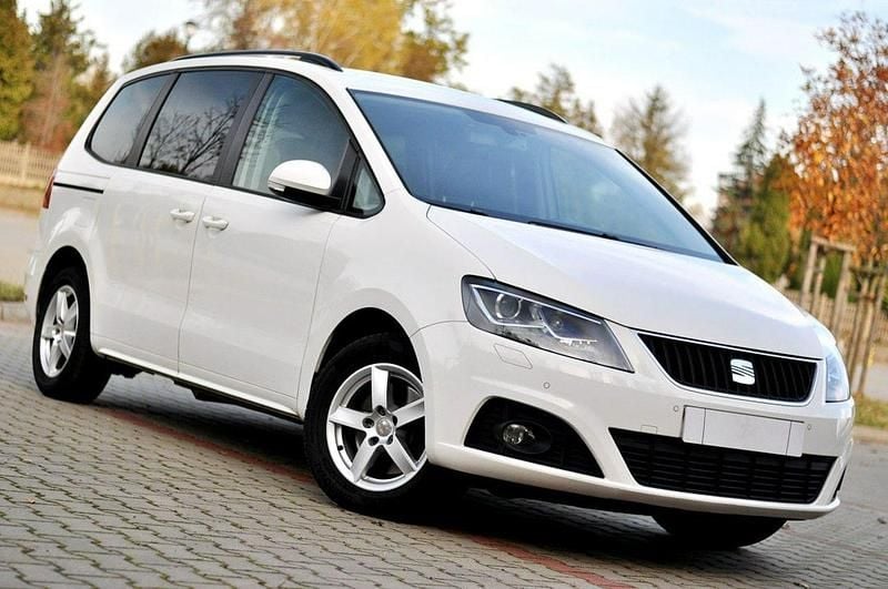Biały (metalik) Używany 2012 Seat Alhambra Minivan | 32 900 zł (Uczciwa cena) - Obraz 1/4