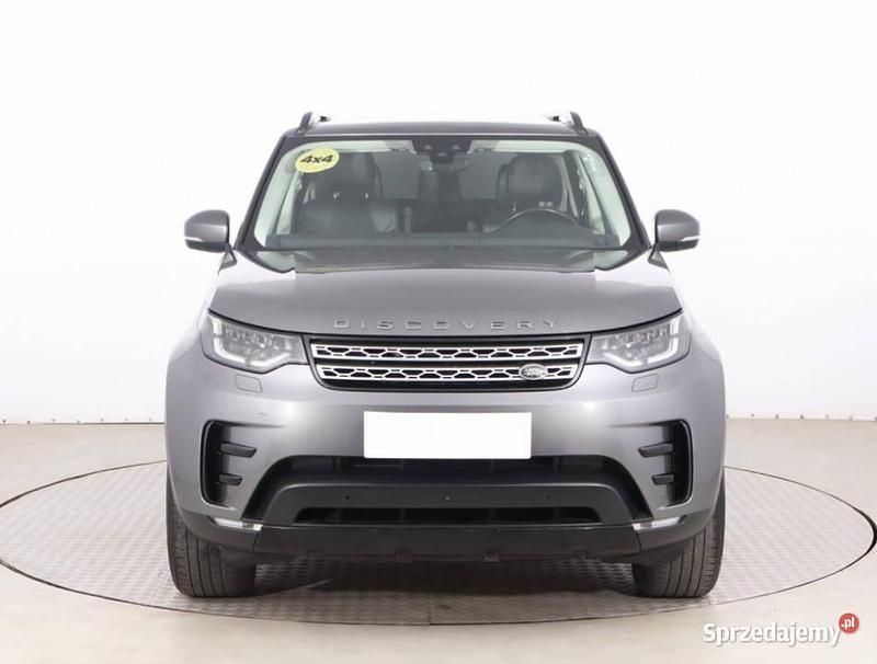 Szary Używany 2017 Land Rover Discovery 5 SUV | 99 999 zł - Obraz 1/4