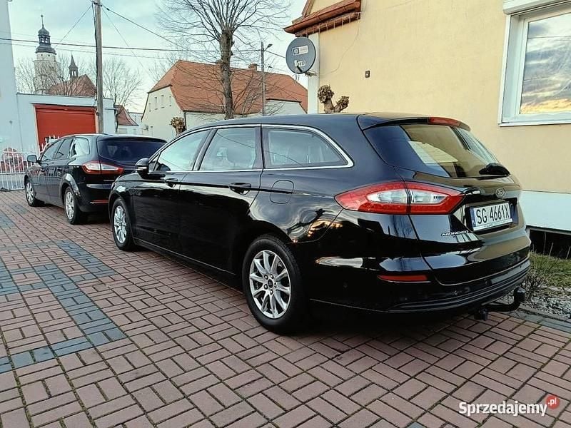 Czarny Używany 2016 Ford Mondeo Kombi | 34 000 zł (Uczciwa cena) - Obraz 1/4