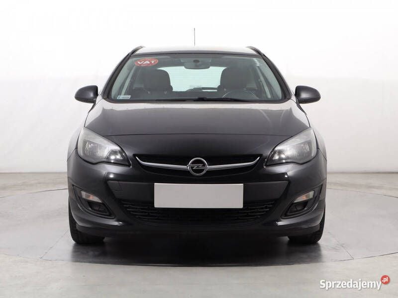Czarny Używany 2016 Opel Astra Kombi | 24 999 zł (Dobra cena) - Obraz 1/4