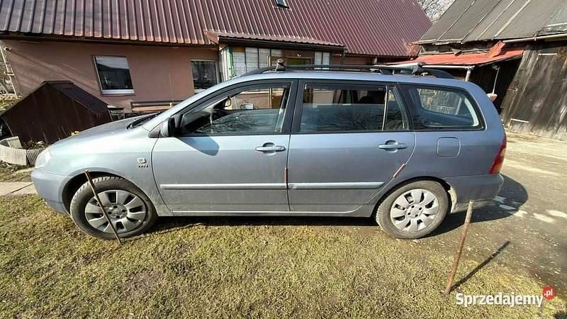 Używany Toyota Corolla 2003 Kombi