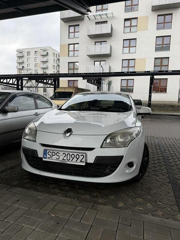 Używany Renault Mégane III 2010 Biały Hatchback