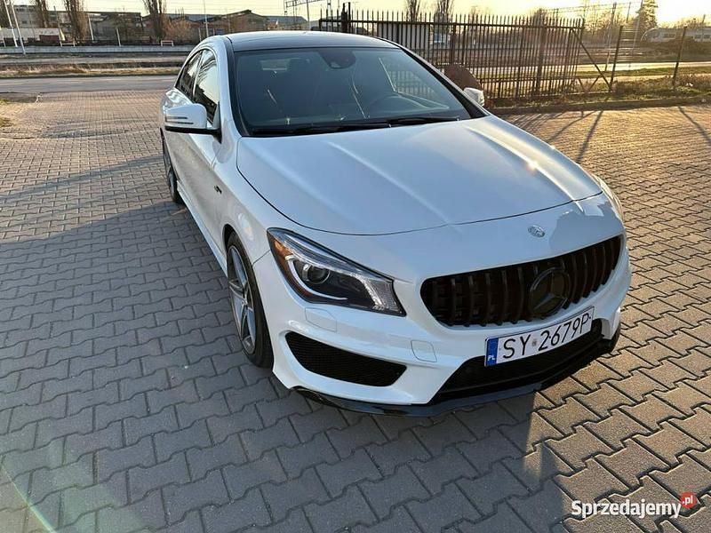 Używany Mercedes CLA45 AMG AMG 360 KM (264 kW) 2014 Biały Sedan/Limuzyna