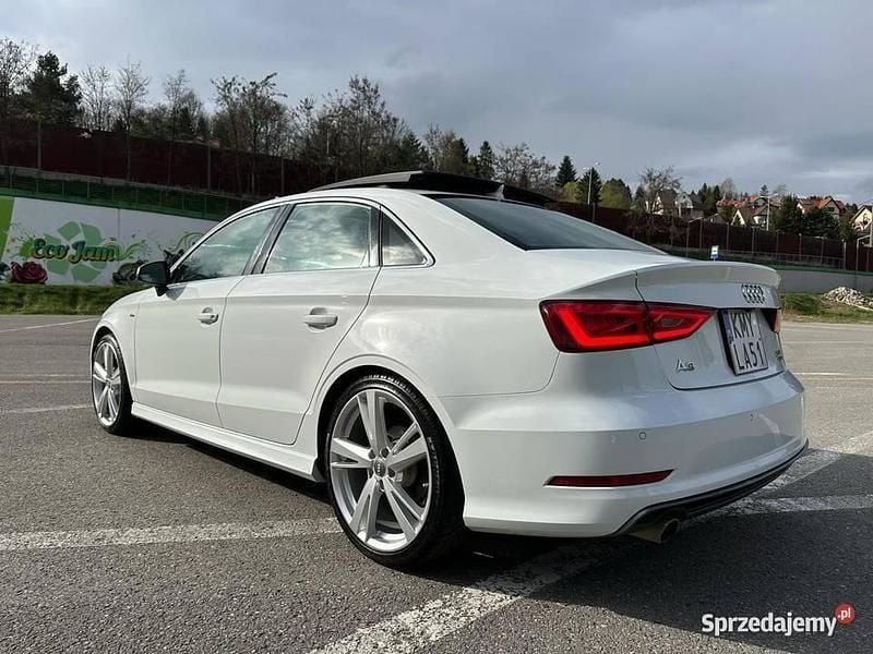 Używany Audi A3 S-Line 2016 Biały Sedan/Limuzyna