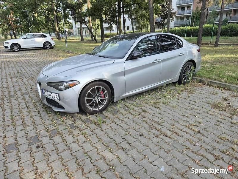 Używany 2019 Alfa Romeo Giulia | 77 500 zł (Drogi) - Obraz 1/4