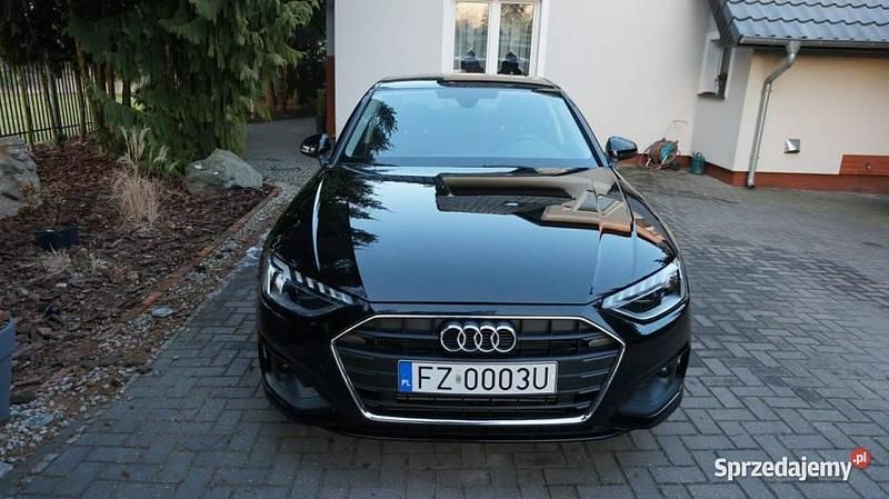 Czarny Używany 2023 Audi A4 Sedan/Limuzyna | 139 999 zł - Obraz 1/4