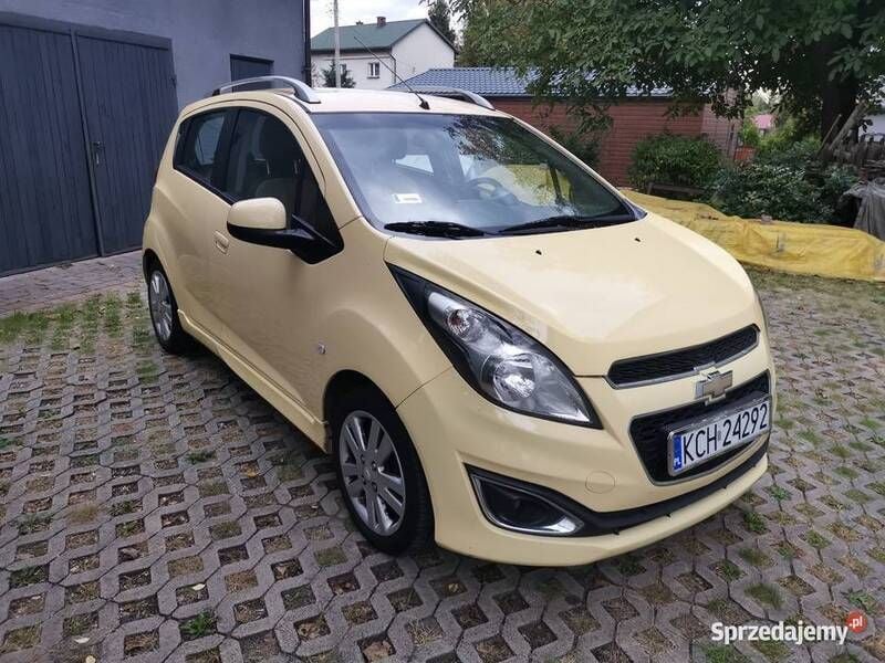 Używany Chevrolet Spark 2013 Żółty Hatchback