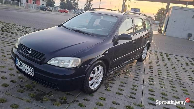 Granatowy Używany 2003 Opel Astra Kombi | 3400 zł (Uczciwa cena) - Obraz 1/4