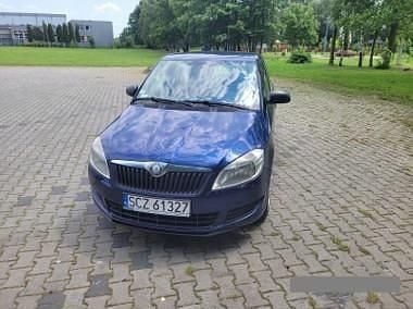 Niebieski Używany 2010 Skoda Fabia Kombi | 8000 zł (Uczciwa cena) - Obraz 1/4