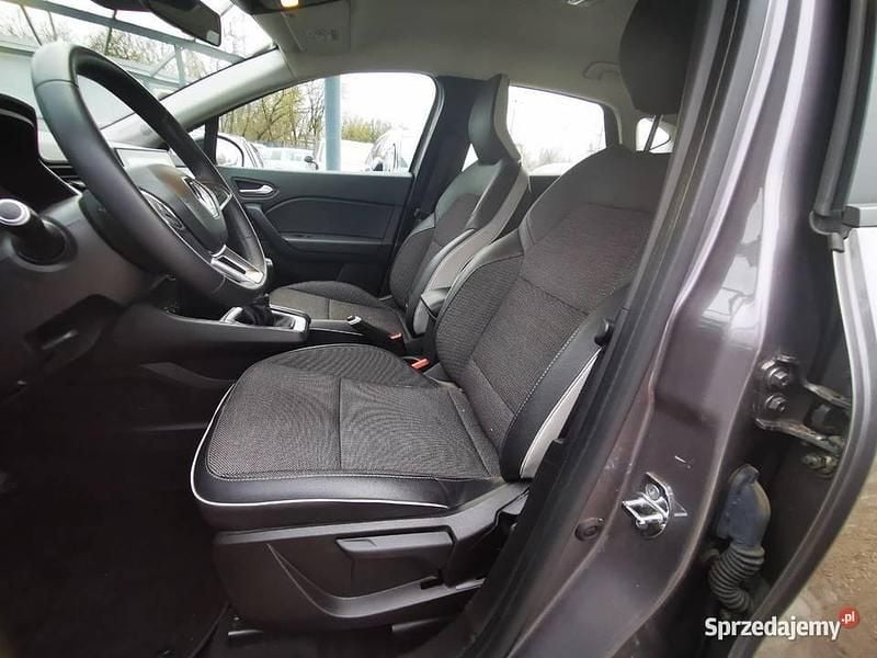 Używany Renault Captur 101 KM (74 kW) 2022 SUV