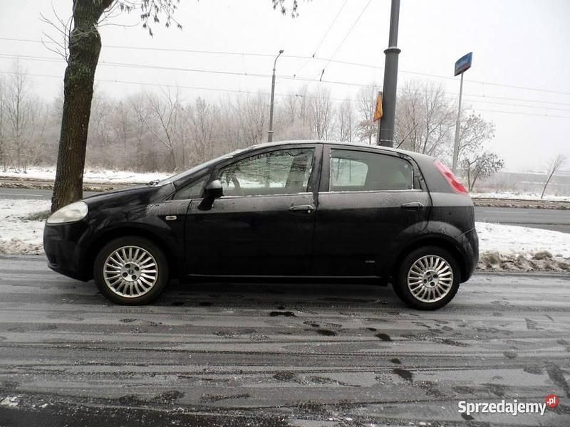Używany Fiat Grande Punto 78 KM (57 kW) 2007 Niebieski ciemny Hatchback