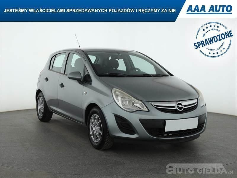 Używany Opel Corsa 2013 Srebrny Hatchback