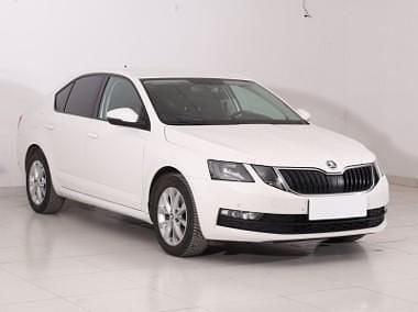 Używany Skoda Octavia 150 KM (110 kW) 2018 Biały Hatchback