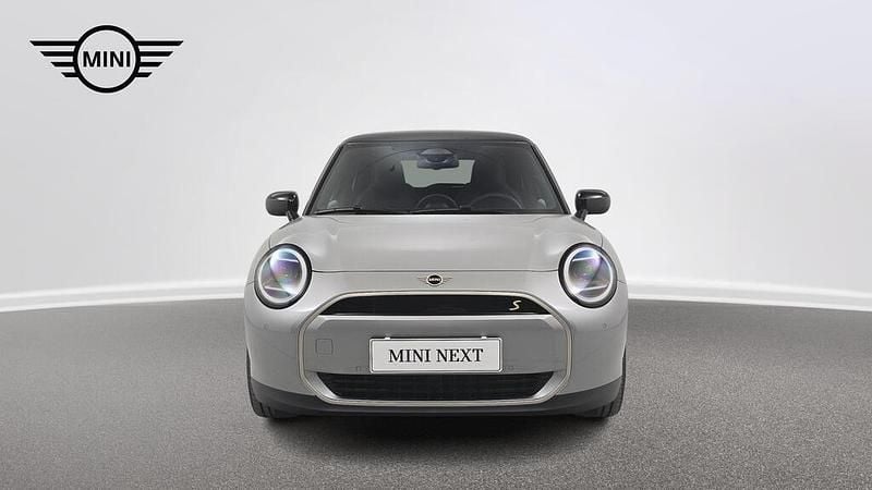 Używany Mini Cooper SE 160 kW (218 KM) 2024 Melting silver iii metalizowany Hatchback