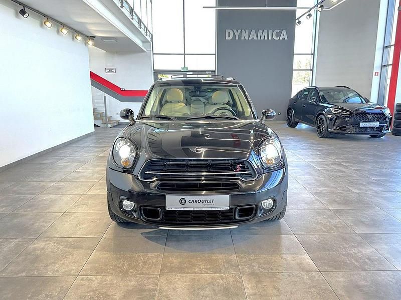 Czarny Używany 2015 Mini Countryman SUV | 57 900 zł (Dość drogi) - Obraz 1/2