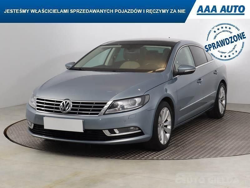 Używany VW CC 2013 Błękitny Sedan/Limuzyna