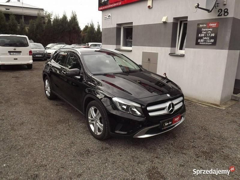 Używany Mercedes GLA200 156 KM (114 kW) 2015 Czarny (metalik) SUV