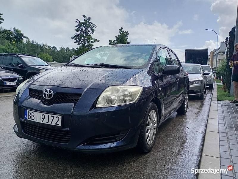 Granatowy Używany 2008 Toyota Auris Hatchback | 11 600 zł (Uczciwa cena) - Obraz 1/4