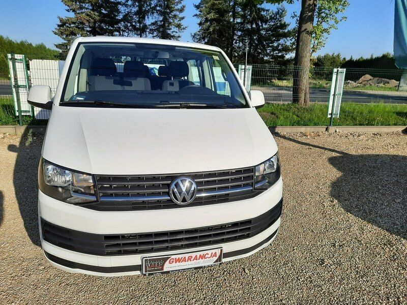 Używany VW Caravelle 150 KM (110 kW) 2018 Biały Minivan