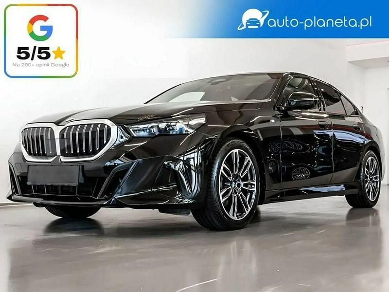 Czarny Nowe 2025 BMW 520 Shadowline Sedan/Limuzyna | 243 993 zł - Obraz 1/4