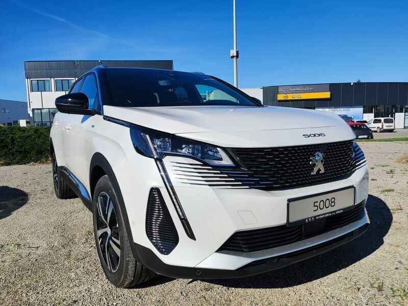 Biały Używany 2024 Peugeot 5008 GTi Minivan | 186 900 zł (Drogi) - Obraz 1/4