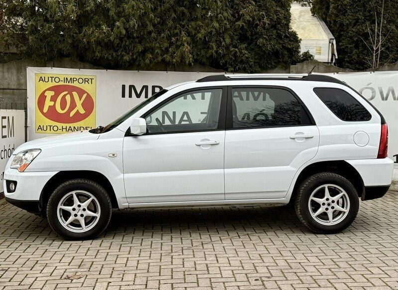 Używany Kia Sportage 150 KM (110 kW) 2010 Biały SUV