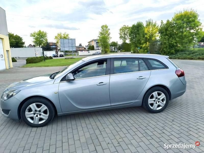 Szary Używany 2014 Opel Insignia Kombi | 26 900 zł (Uczciwa cena) - Obraz 1/4