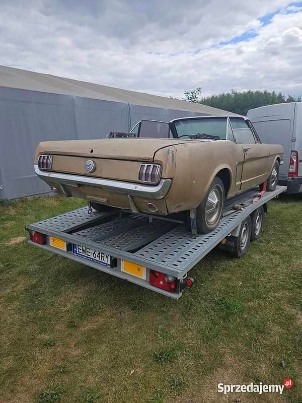 Używany 1965 Ford Mustang Kabriolet | 70 000 zł - Obraz 1/4