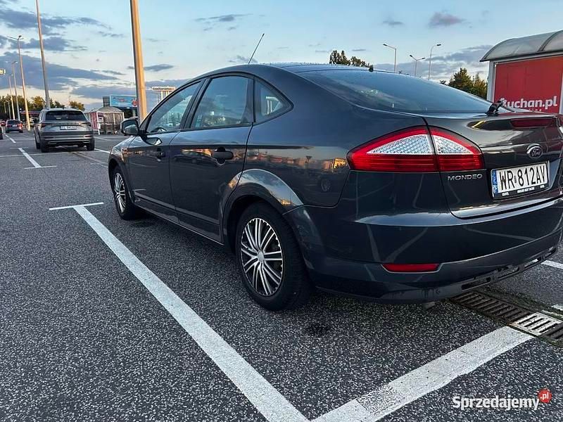 Używany Ford Mondeo 2010 Szary Hatchback