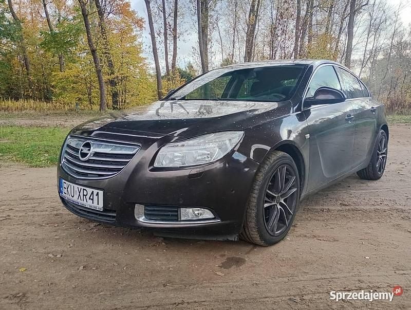 Brązowy Używany 2013 Opel Insignia Sedan/Limuzyna | 16 500 zł (Super Cena) - Obraz 1/4