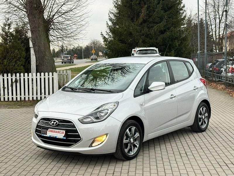 Używany Hyundai ix20 115 KM (84 kW) 2015 Srebrny (metalik) Hatchback