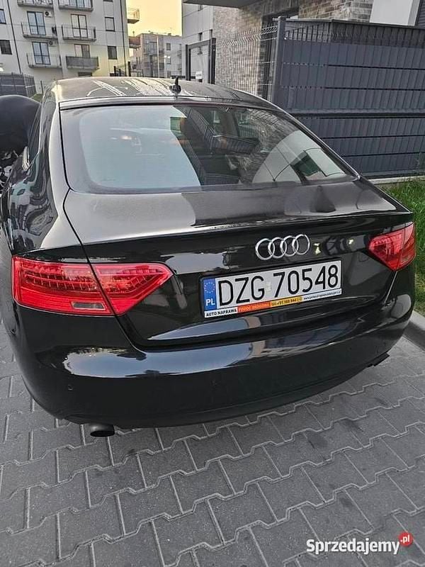 Używany Audi A5 Sportback 170 KM (125 kW) 2012 Czarny Hatchback